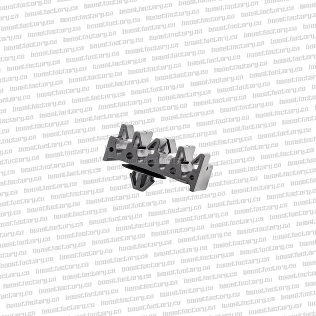 Genuine Nissan R32 / R33 GTST Brake  Line Clip - 01552-01111