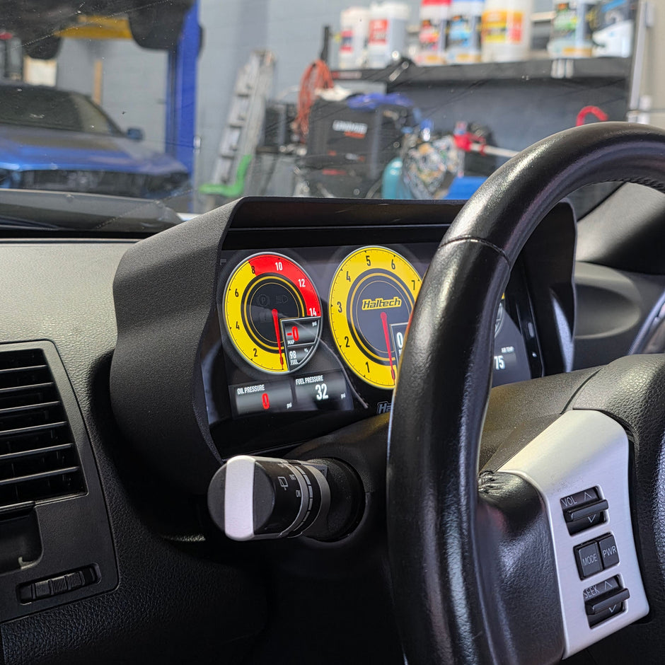 Mako Nissan 350Z / Z33 Dash Mount - MAKO-350Z - view 3