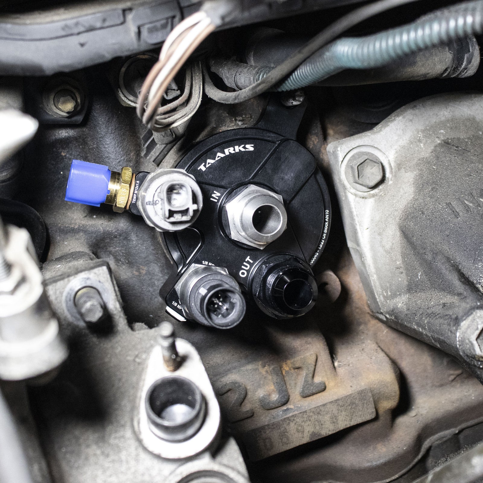 HI OCTANE / TAARKS RACING - 1JZ & 2JZ  OIL BLOCK ADAPTOR -10AN - 100045-BLK
