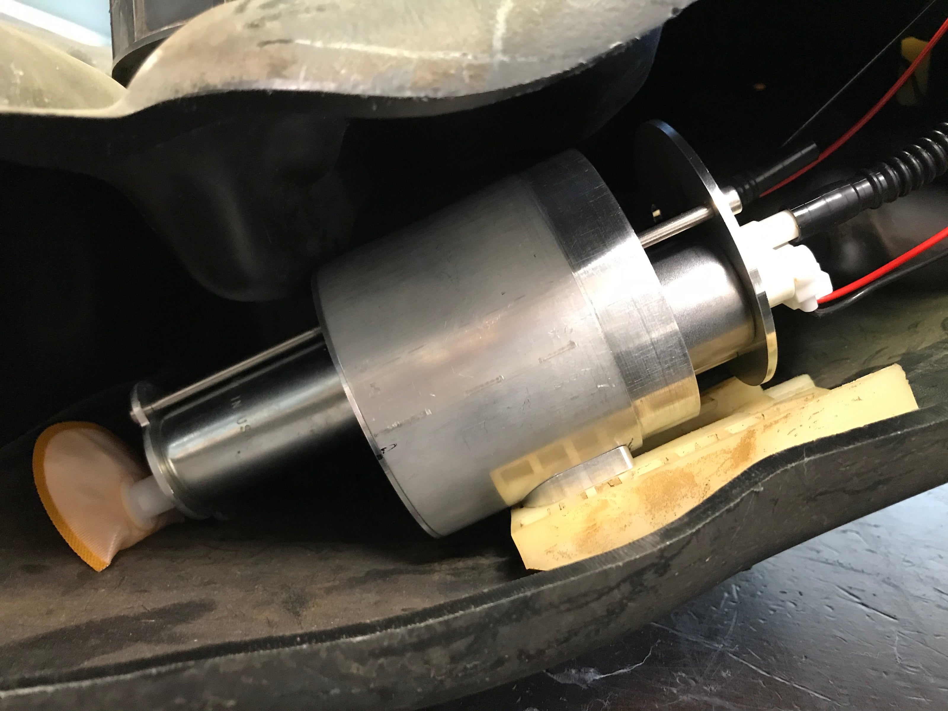 Nissan Pulsar GTI-R In-tank Surge Tank kit FPG-045