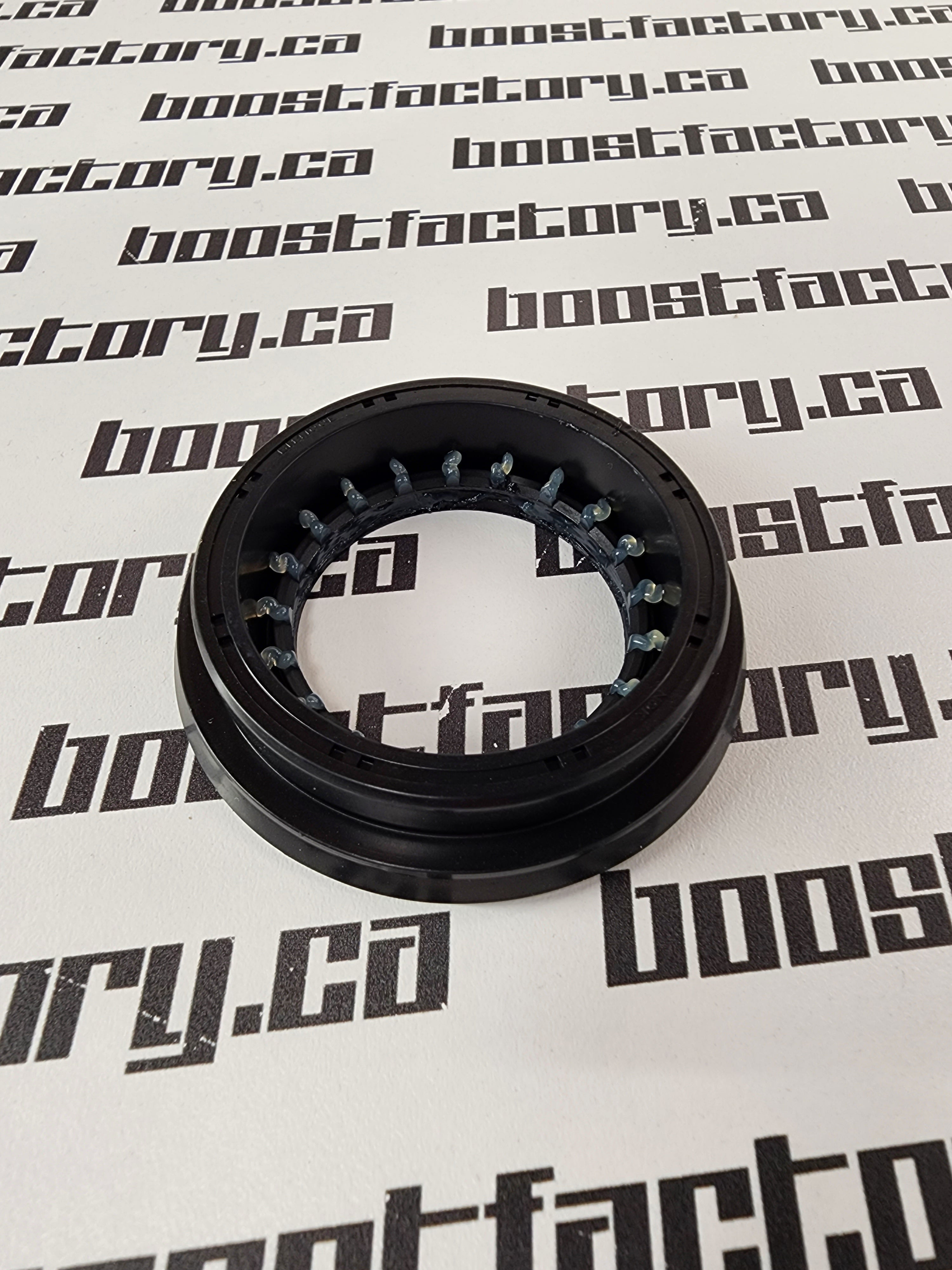 Genuine Nissan - Front Transfer Case Output Seal ALL AWD RB26/25/20 Engines - 33216-CG01A