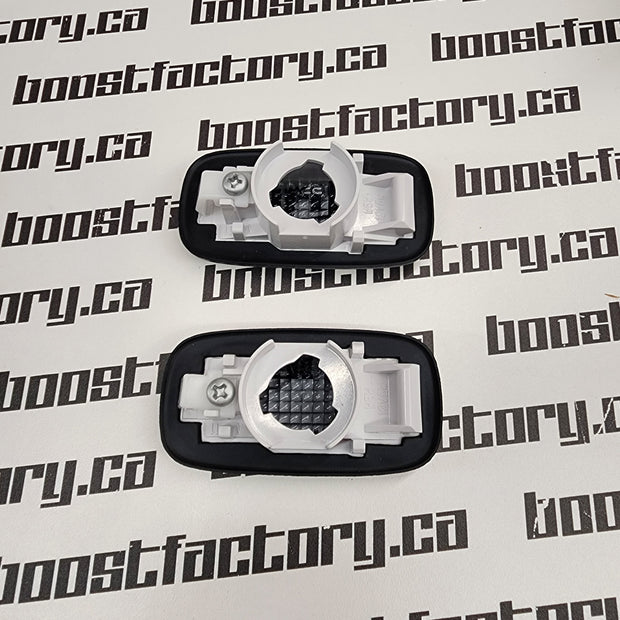 Nismo Smoked Side Indicator Set 98-08/2000 R34 & C34 Stagea 26100-RNC41