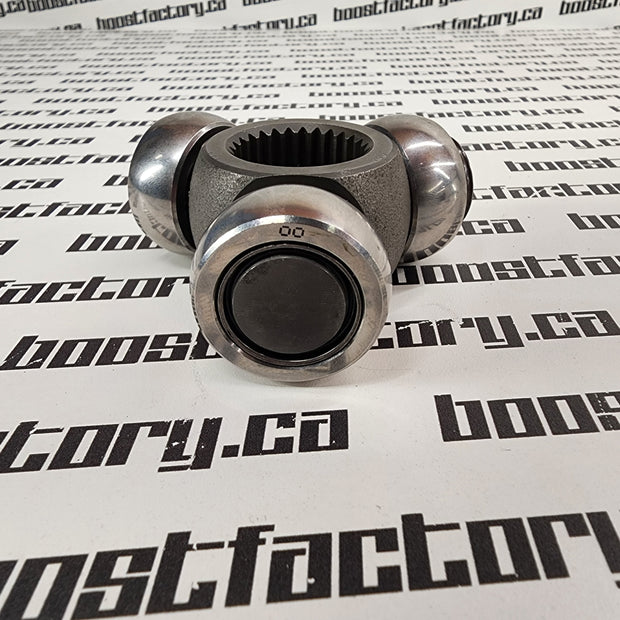 Nissan Skyline R34 GTR Front Passenger Side CV Axle Spider Joint Bearing.