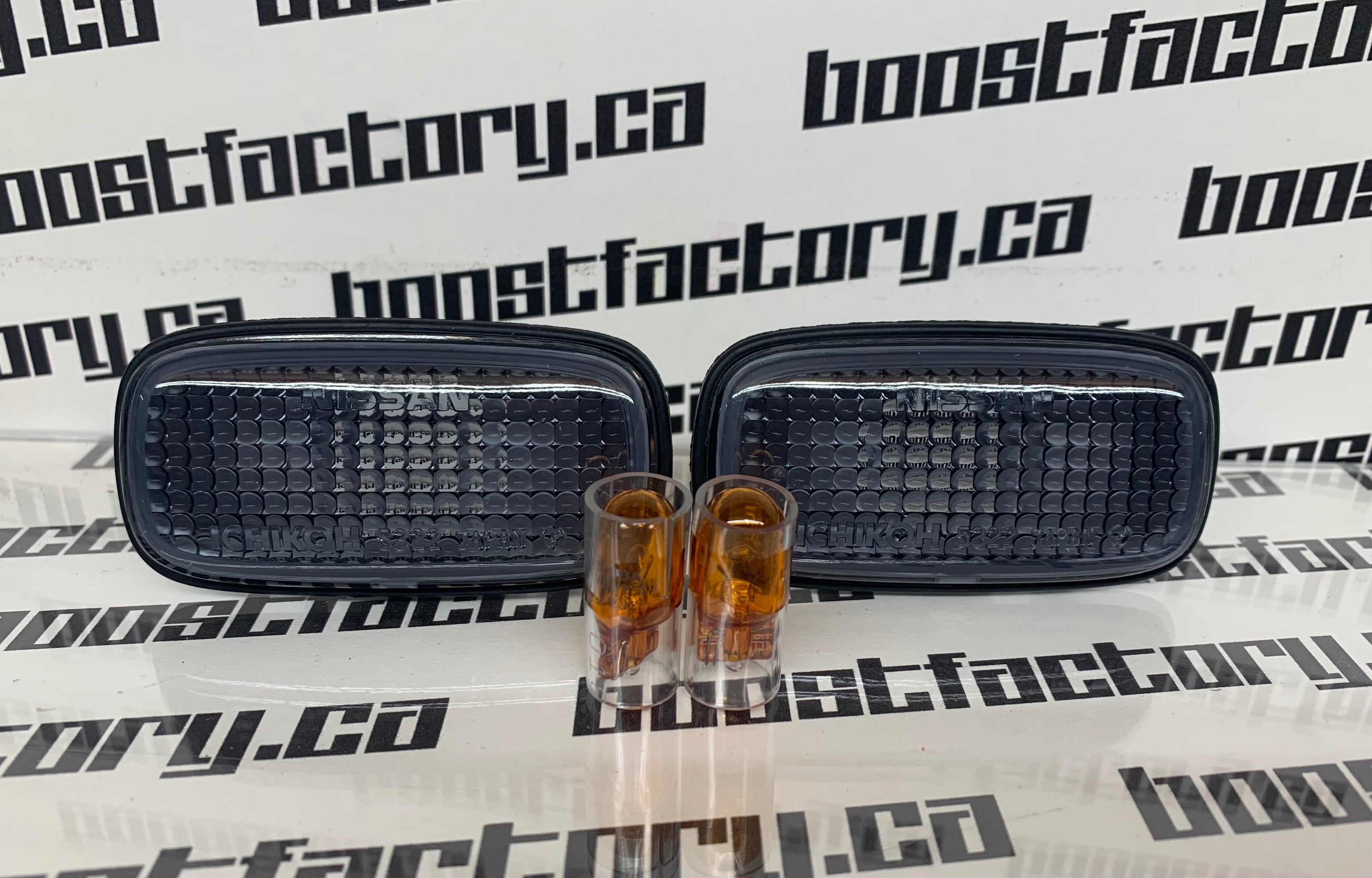 Nismo Smoked Side Indicator Set 08/2000 + R34 & S15 26100-RNS51